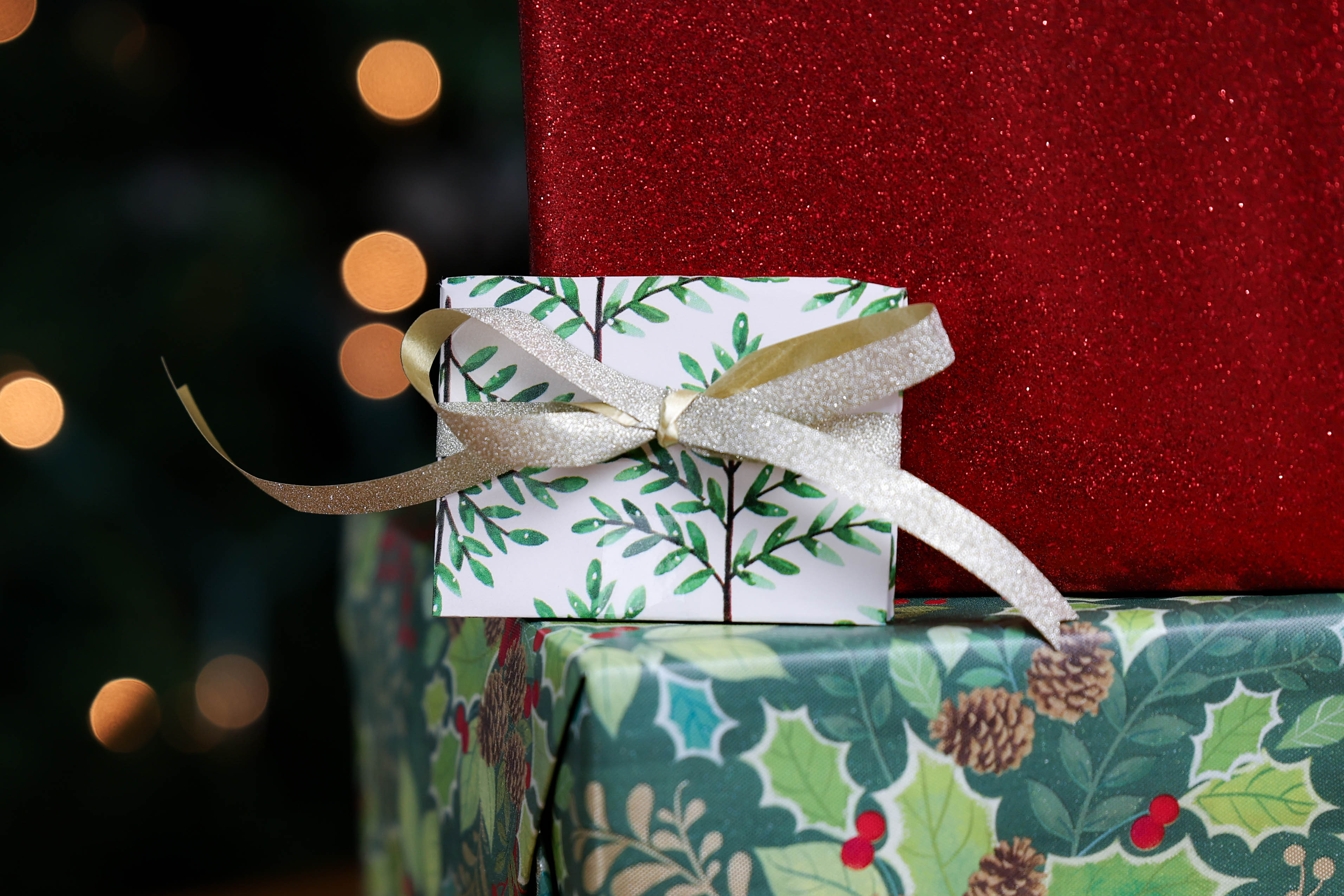 How to Wrap a Gift Card – Little ELF Products, Inc.